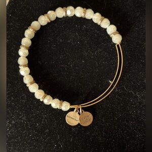 Alex & Ani stretch bracelet
